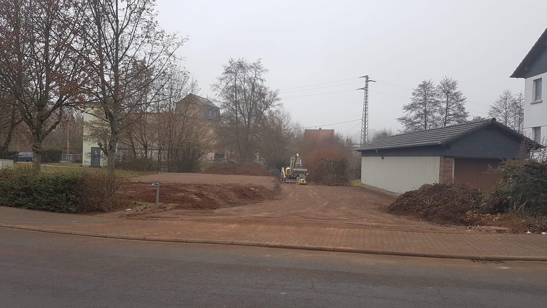 Firma Bodenplatte Vorbereitung: Erdarbeiten, Baggerarbeiten, Aushub, Schottern, Verdichten.. - Wall Tiefbau